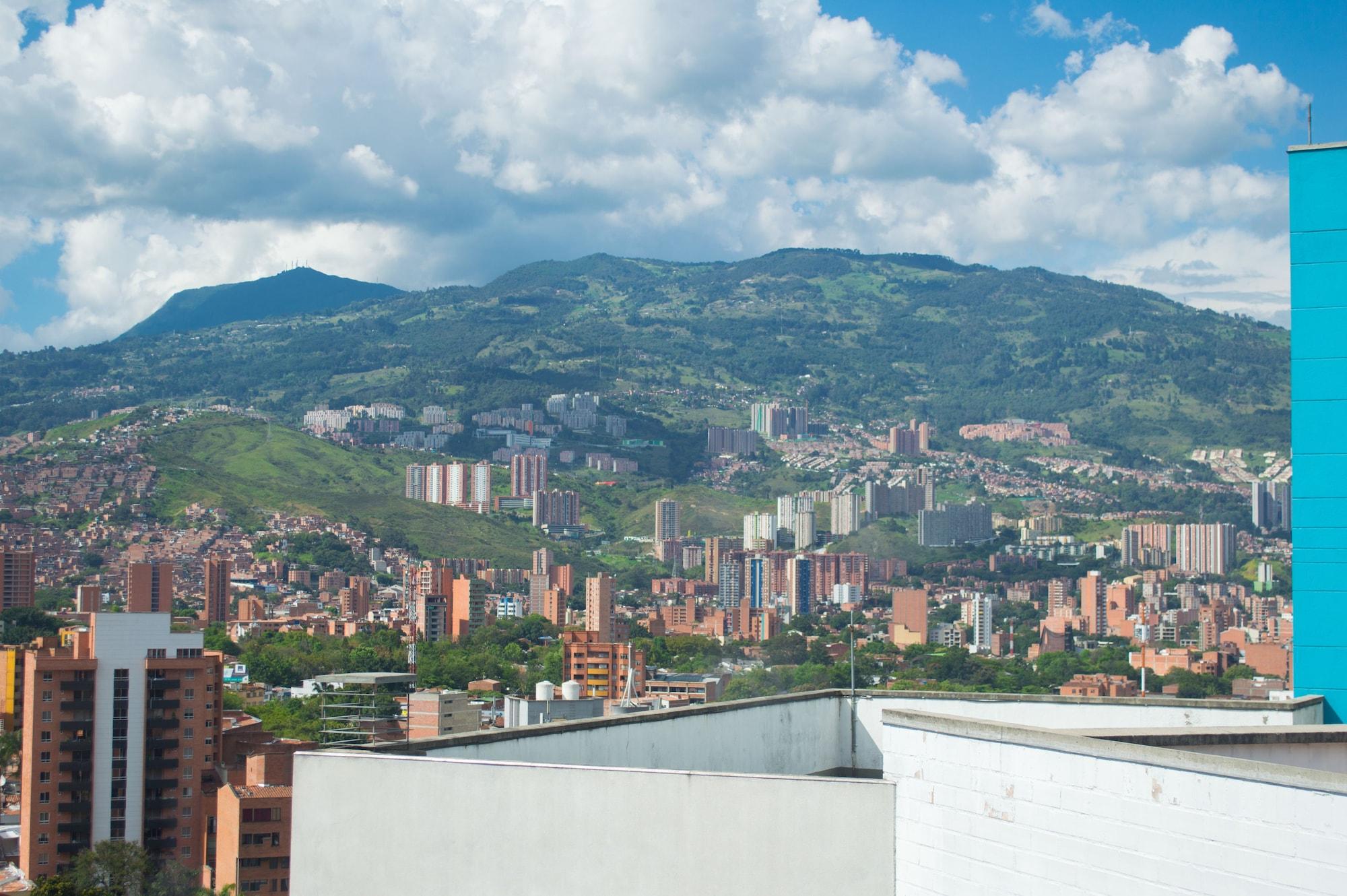 Inntu Hotel Medellín Dış mekan fotoğraf